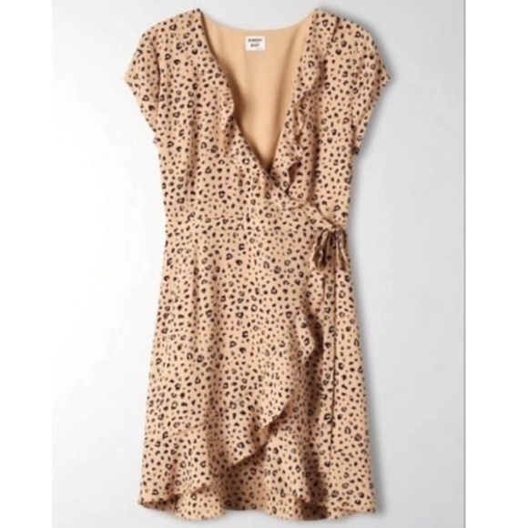 Aritzia Sunday Best Savoy Dress - Picture 5 of 11